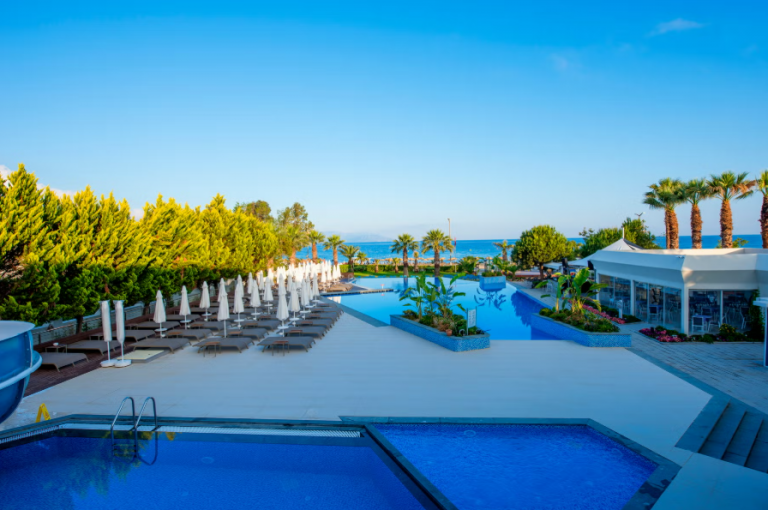 🌴 Last Minute Luxusurlaub im Mai – 5★ All-Inclusive in der Türkei ab 399 € inkl. Flug! 🌴